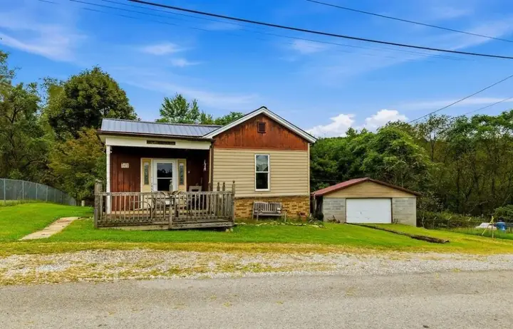 163 Sunburst Dr, Clarksburg, WV